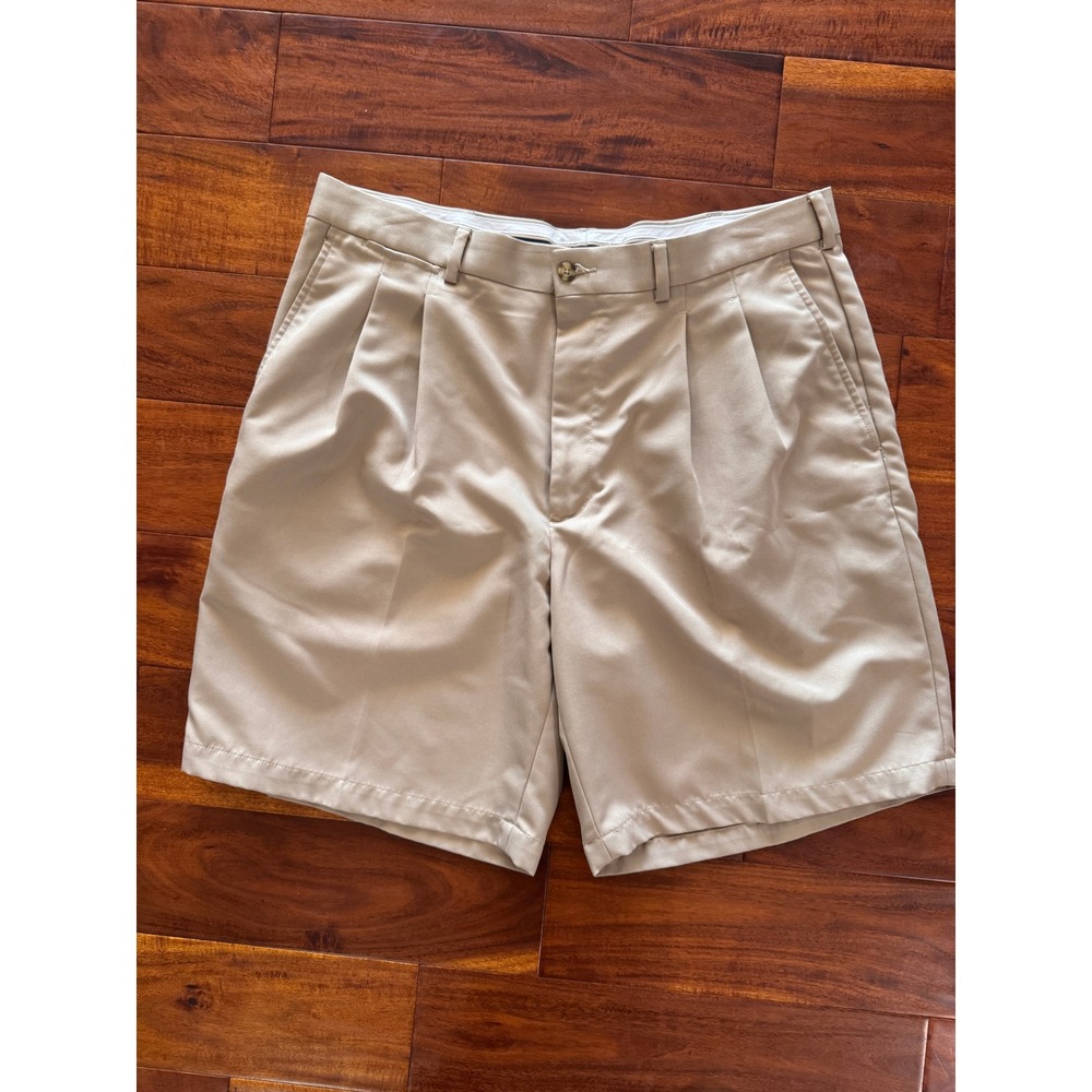 PGATOUR Mens Khaki Pleated Golf Shorts Size 38 100% Polyester Flat Front